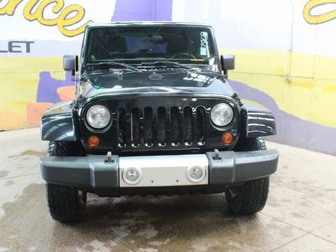 Used 2012 Jeep Wrangler Sahara w/ Dual Top Group image 3