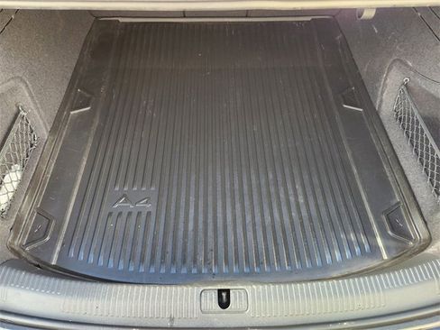 Used 2023 Audi A4 2.0T Premium image 35