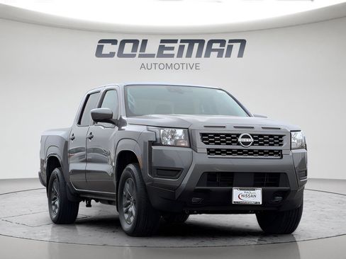 Certified 2025 Nissan Frontier SV AWD/4WD image 3