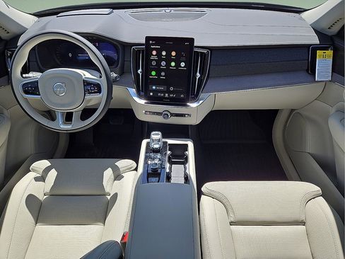 New 2026 Volvo XC90 T8 Ultra w/ Protection Package Premier AWD/4WD image 17