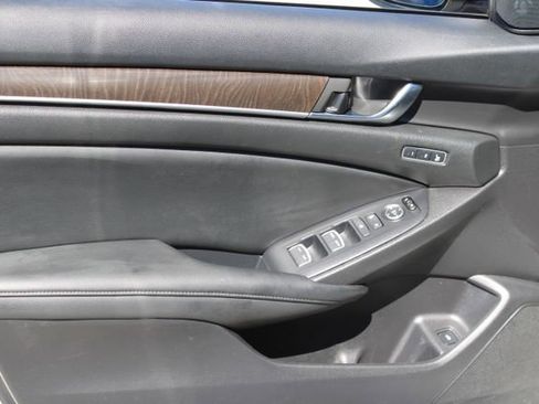 Used 2019 Honda Accord EX-L image 9