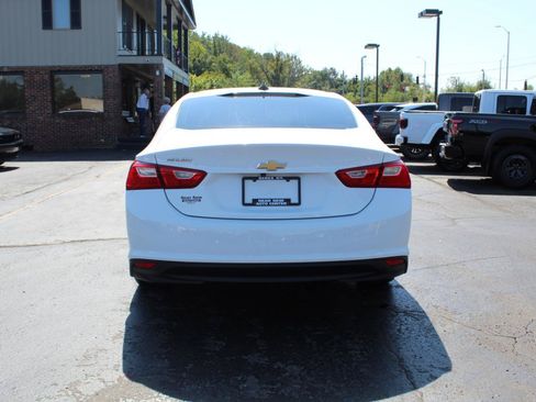 Used 2017 Chevrolet Malibu LS FWD image 6