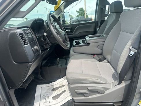 Used 2017 Chevrolet Silverado 3500 W/T w/ Snow Plow Prep Package image 12