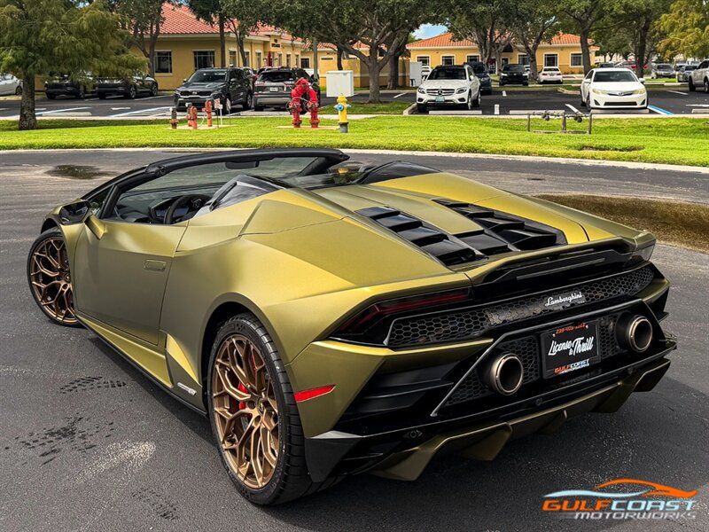 Used 2022 Lamborghini Huracan EVO RWD image 37