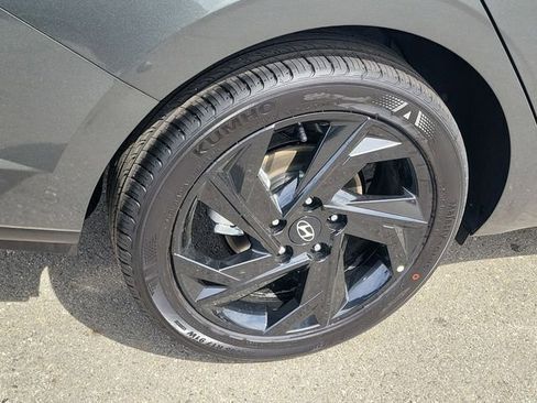 New 2026 Hyundai Elantra Sport FWD image 27