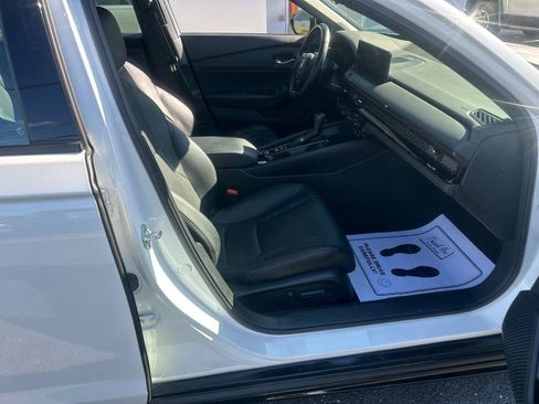 Used 2023 Honda Accord Sport image 6