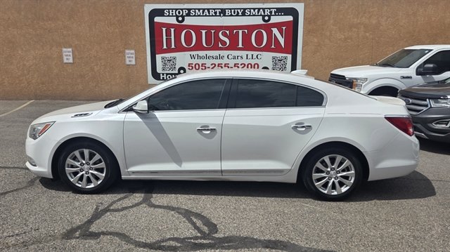 Used 2015 Buick LaCrosse Leather FWD image 1