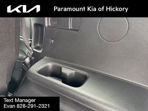 Used 2025 Kia Telluride EX image 15