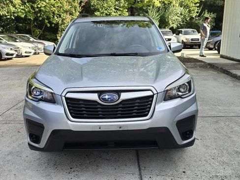 Used 2020 Subaru Forester Premium w/ Popular Package #1 AWD/4WD image 8