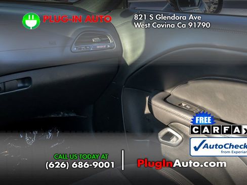 Used 2022 Dodge Challenger R/T Scat Pack w/ Dynamics Package image 18