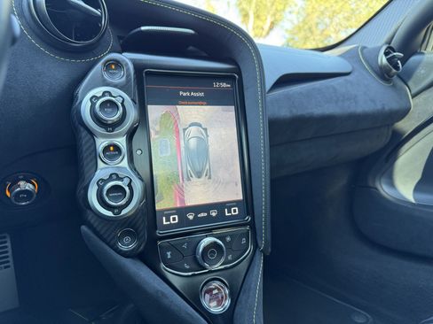 Used 2022 McLaren 720S Luxury image 19