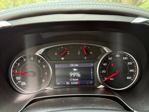 Used 2025 Chevrolet Blazer LT FWD image 38