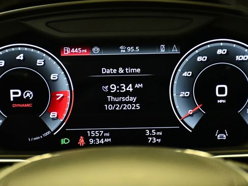 Used 2025 Audi S8 image 23