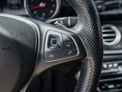 Used 2017 Mercedes-Benz E 300 4MATIC image 24