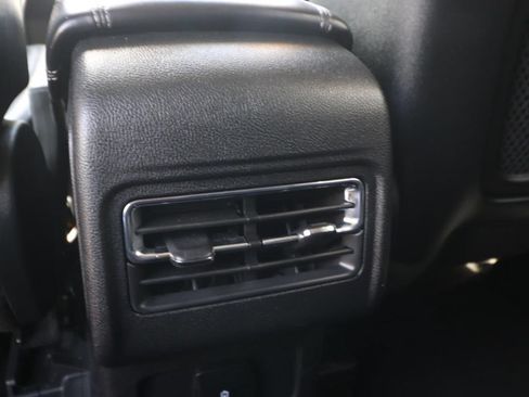 Used 2022 Lincoln Corsair FWD image 12