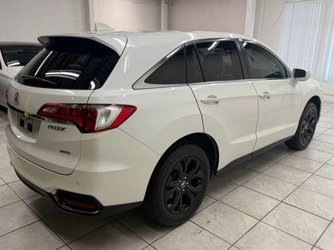 Used 2017 Acura RDX AWD w/ Advance Package image 9