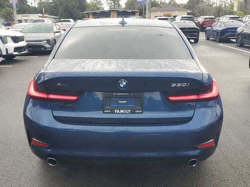 Used 2022 BMW 330i xDrive Sedan w/ Driving Assistance Package image 5