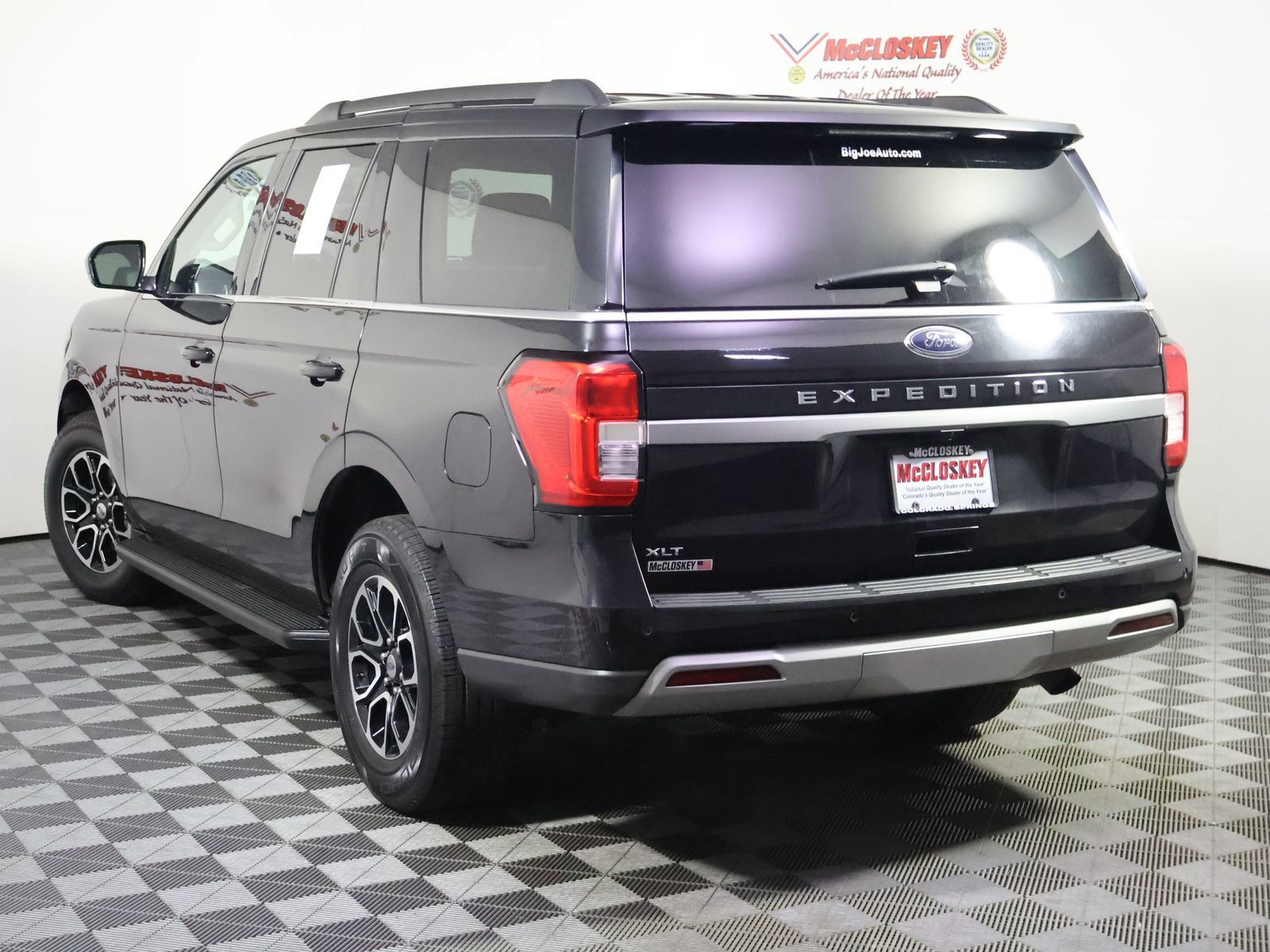 Used 2024 Ford Expedition XLT AWD/4WD image 15