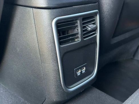 Used 2019 Dodge Charger GT RWD image 18