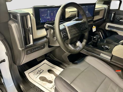 Used 2026 GMC Hummer EV SUV AWD/4WD image 15