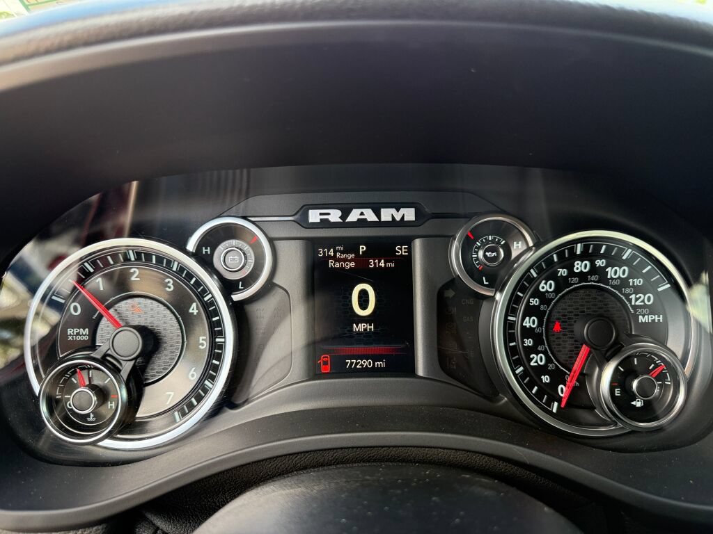 Used 2020 RAM 1500 Big Horn RWD image 28