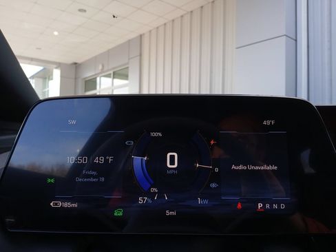 New 2026 Chevrolet Equinox EV LT w/ Comfort Package FWD image 11