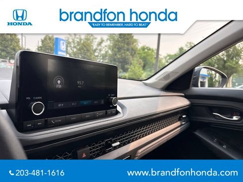 Used 2023 Honda Accord EX image 18