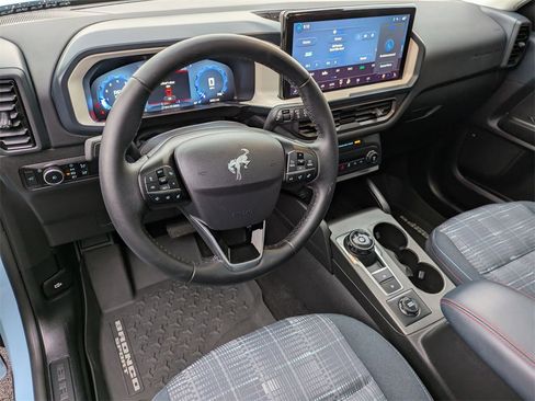Used 2025 Ford Bronco Sport Heritage w/ Convenience Package image 10