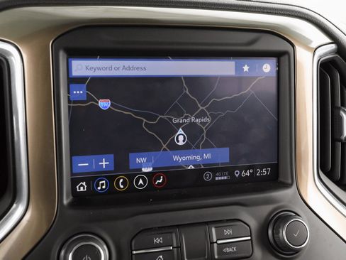 Used 2020 Chevrolet Silverado 2500 High Country w/ Z71 Off-Road Package image 21