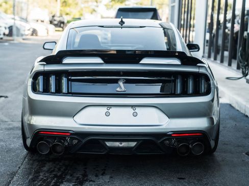 Used 2020 Ford Mustang Shelby GT500 w/ Technology Package RWD image 8