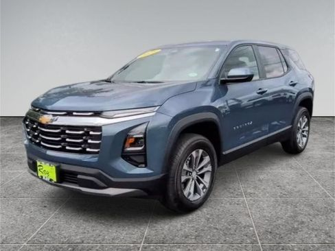 Certified 2025 Chevrolet Equinox LT FWD image 5