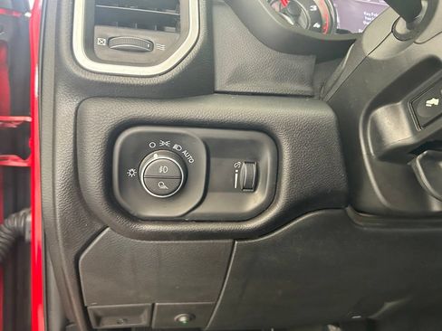 Used 2022 RAM 2500 Big Horn w/ Towing Technology Group B AWD/4WD image 43