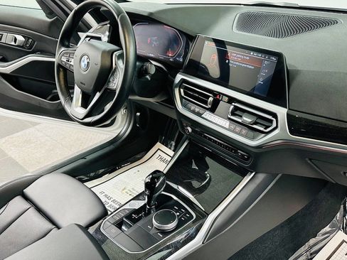 Used 2022 BMW 330i xDrive Sedan w/ Driving Assistance Package image 9