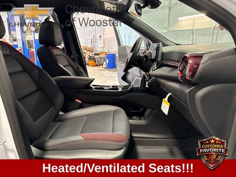 New 2026 Chevrolet Equinox RS w/ Convenience Package III FWD image 33