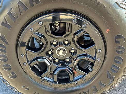 Used 2026 Ford Bronco Outer Banks w/ Sasquatch Package AWD/4WD image 11
