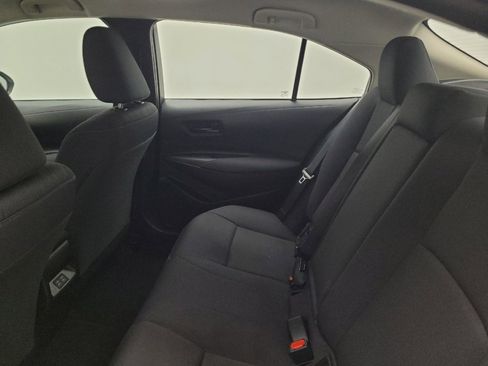 Used 2025 Toyota Corolla LE FWD image 18