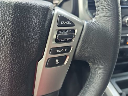 Used 2021 Nissan Titan SV w/ SV Convenience Package AWD/4WD image 18