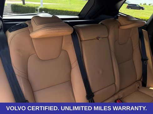 Certified 2024 Volvo XC60 T8 Ultimate w/ Protection Package Premier AWD/4WD image 34
