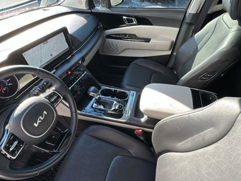 Used 2022 Kia Carnival SX image 21