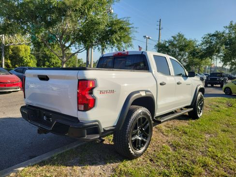 Used 2025 Chevrolet Colorado Trail Boss image 15