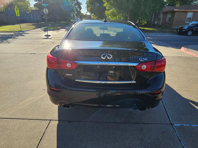 Used 2015 INFINITI Q50 Premium w/ Deluxe Touring Package AWD/4WD image 4