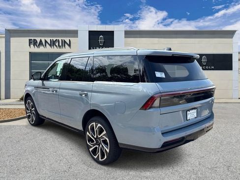 New 2026 Lincoln Navigator Reserve AWD/4WD image 5