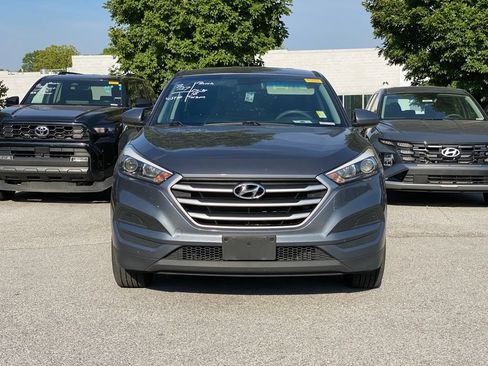Used 2018 Hyundai Tucson SE w/ Cargo Package AWD/4WD image 2