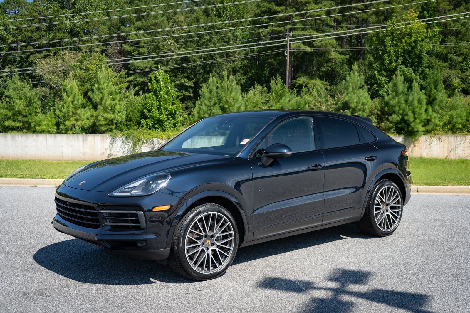 Used 2023 Porsche Cayenne Platinum Edition AWD/4WD image 10