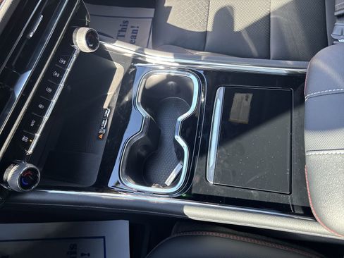 New 2026 Chevrolet Traverse RS w/ LPO, Floor Liner Package image 23