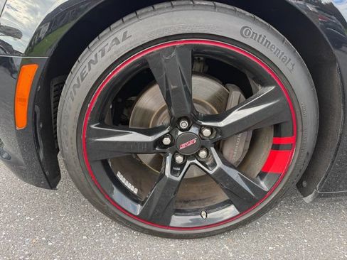 Used 2016 Chevrolet Camaro SS RWD image 27