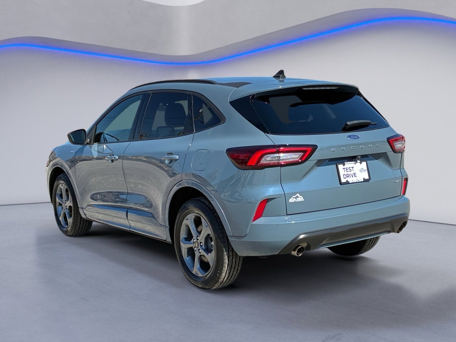Certified 2023 Ford Escape ST-Line AWD/4WD image 3