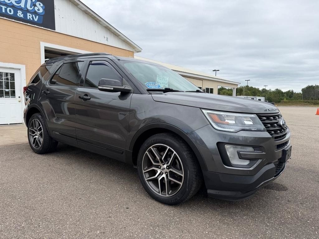 Used 2016 Ford Explorer Sport w/ Equipment Group 401A AWD/4WD image 3