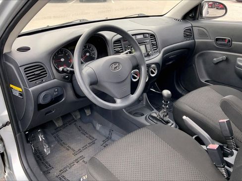 Used 2008 Hyundai Accent GS image 17