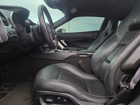 Used 2016 Chevrolet Corvette Stingray Coupe w/ 3LT Preferred Equipment Group image 10